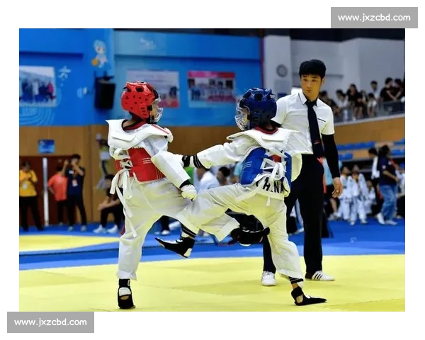跆拳道竞技比赛视频解析实战技巧节奏对抗与胜负关键裁判尺度运动员心理博弈
